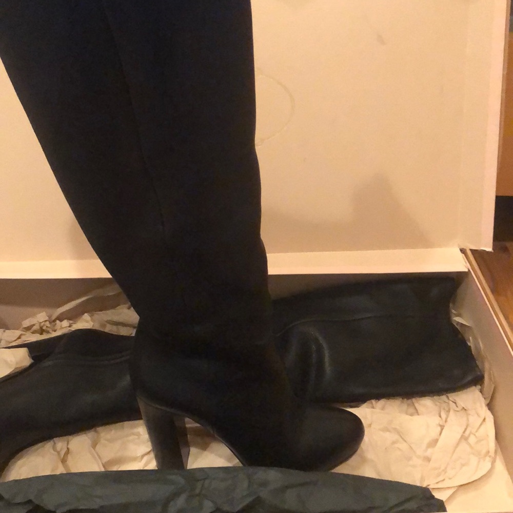 Prada boots - Picture 2 of 4